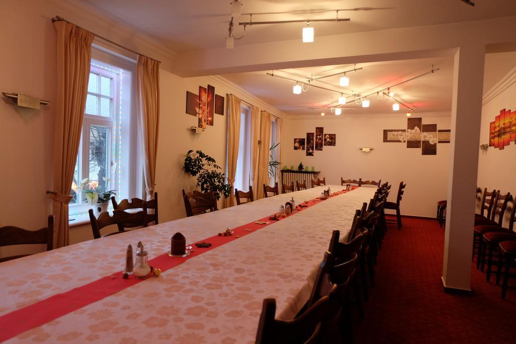 Hotel Zum Weissen Ross Winsen  Esterno foto