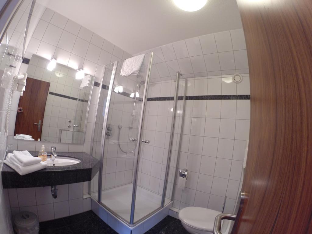 Hotel Zum Weissen Ross Winsen  Esterno foto