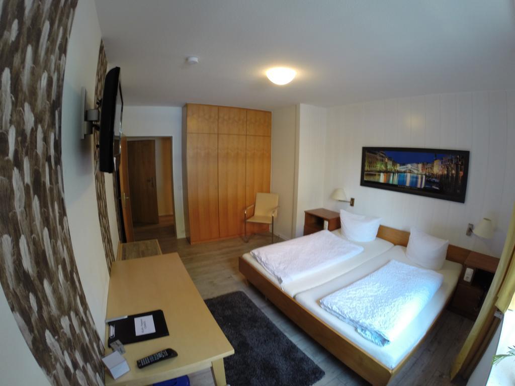 Hotel Zum Weissen Ross Winsen  Esterno foto